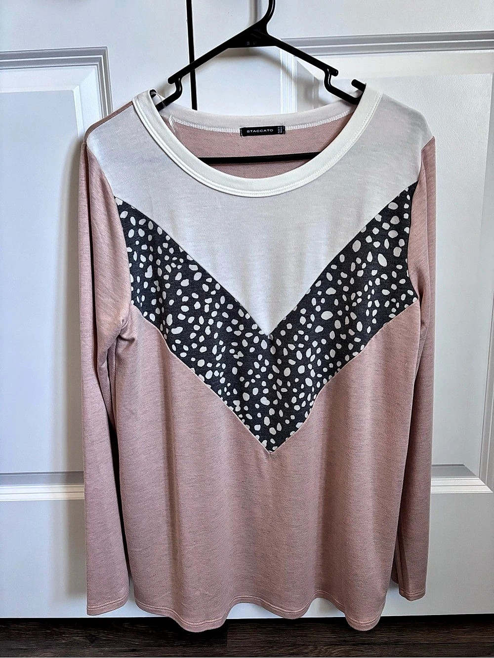 Staccato Abstract Print Long Sleeve Top in Pink & Black Large